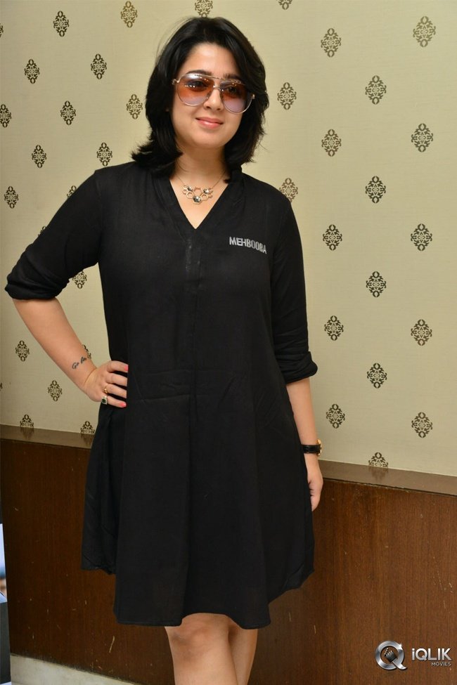 Charmy-Kaur-Latest-Photos